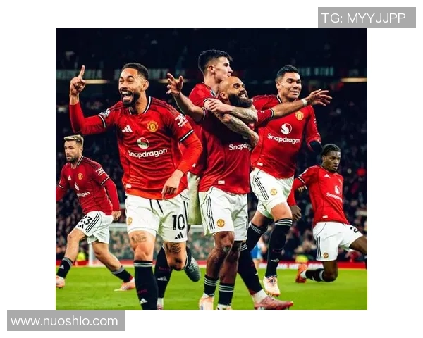 流量拉满啊 觉得他行成果又不可 曼联4-4失3分 英超积分榜：曼联第6